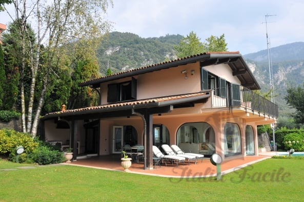 Villa on the shores of Lake Como...
