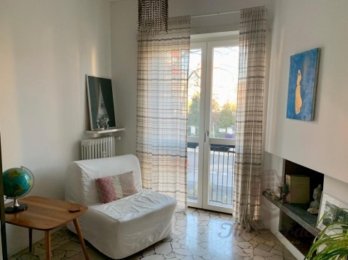One-room apartment near metro De Angeli